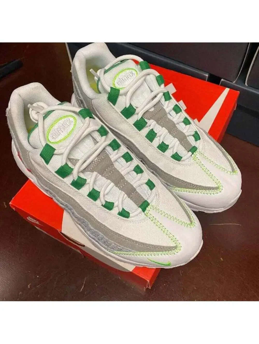 Nike Unisex White Green Air Max 95 CU5517 100 Lace Up Sneaker Shoes Size M6.5 W8